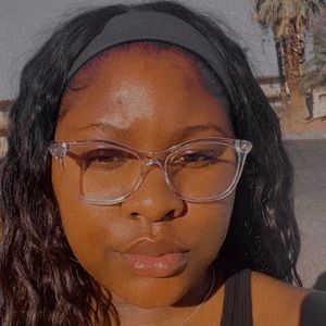 Meet your Posher, Kia